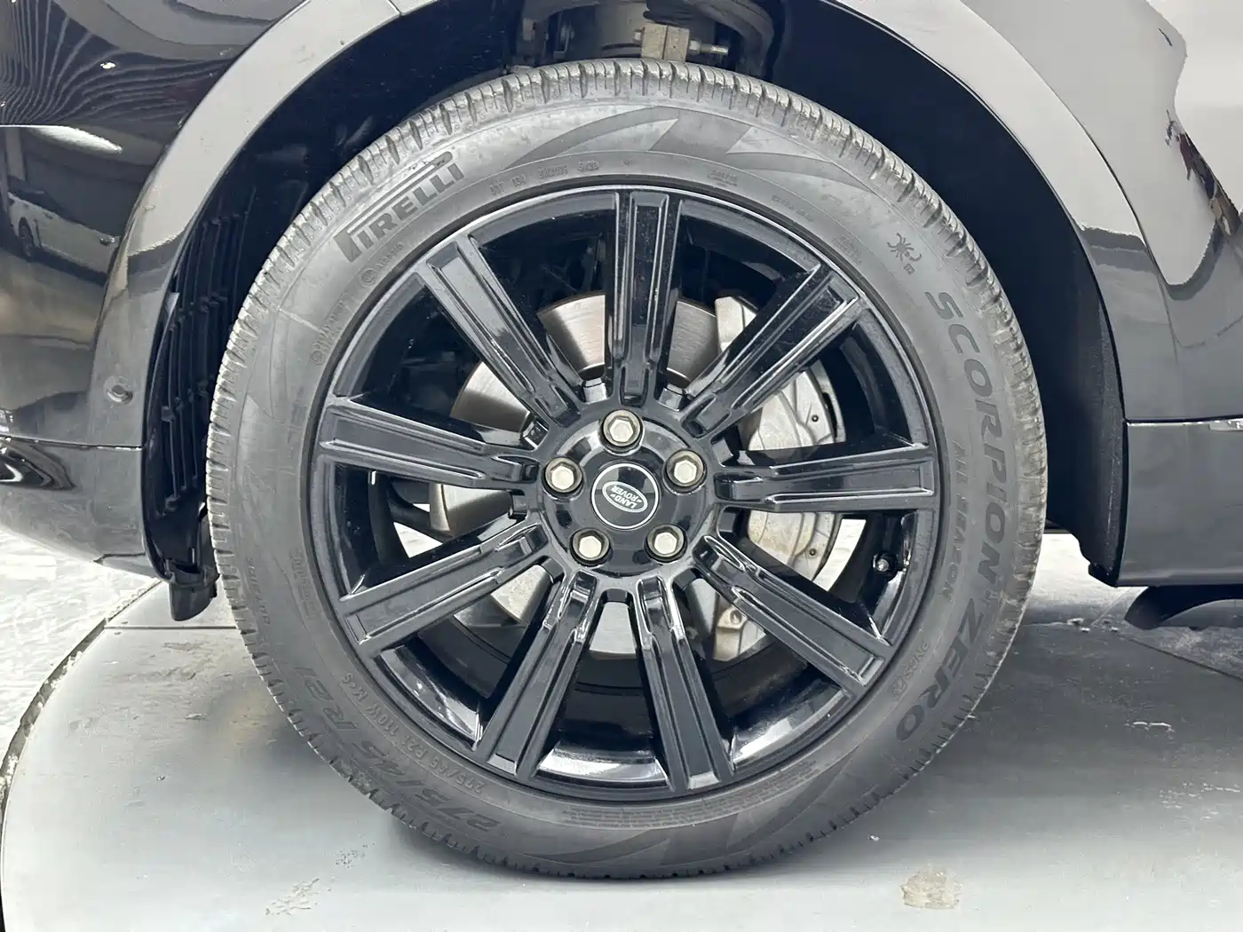 Фото 24 - Land Rover Range Rover Sport