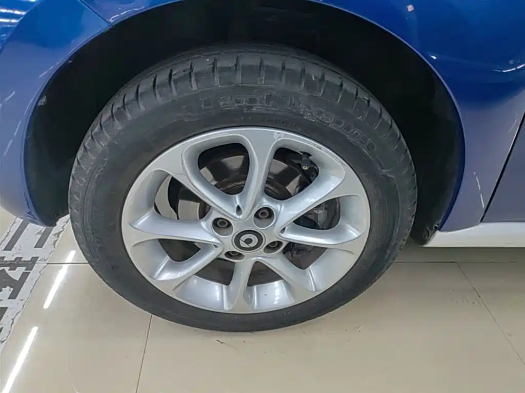 smart forfour 2017 2016 1.0L 52kW Agile Edition