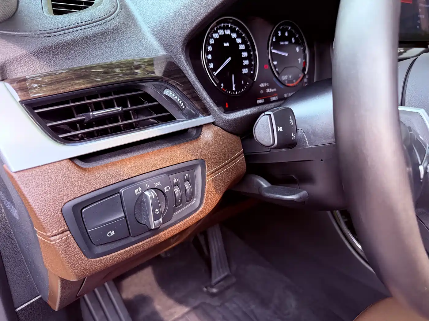 BMW X1 2021 Facelift xDrive25Li Premium фото 9