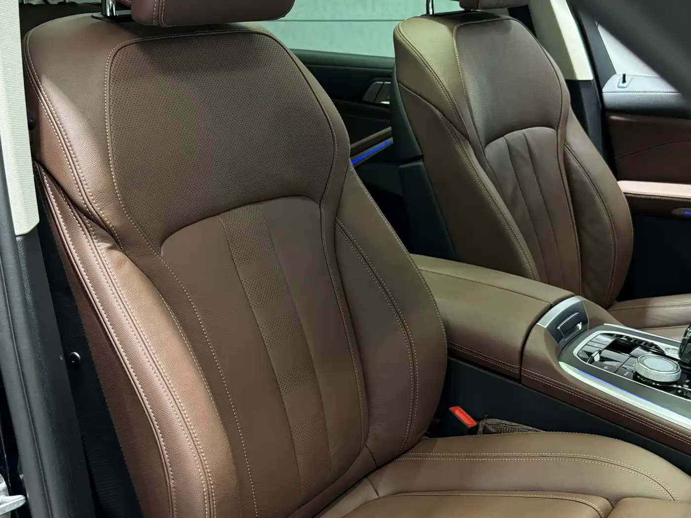 BMW X7 2020 xDrive40i Leading Luxury Package фото 36