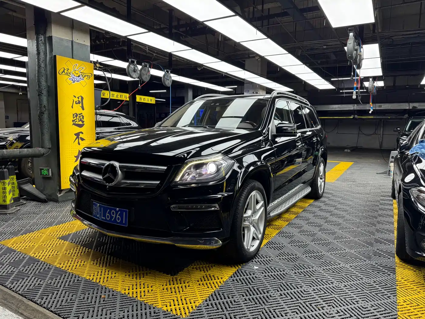 Mercedes-Benz GL-Class 2013 GL 500 4MATIC