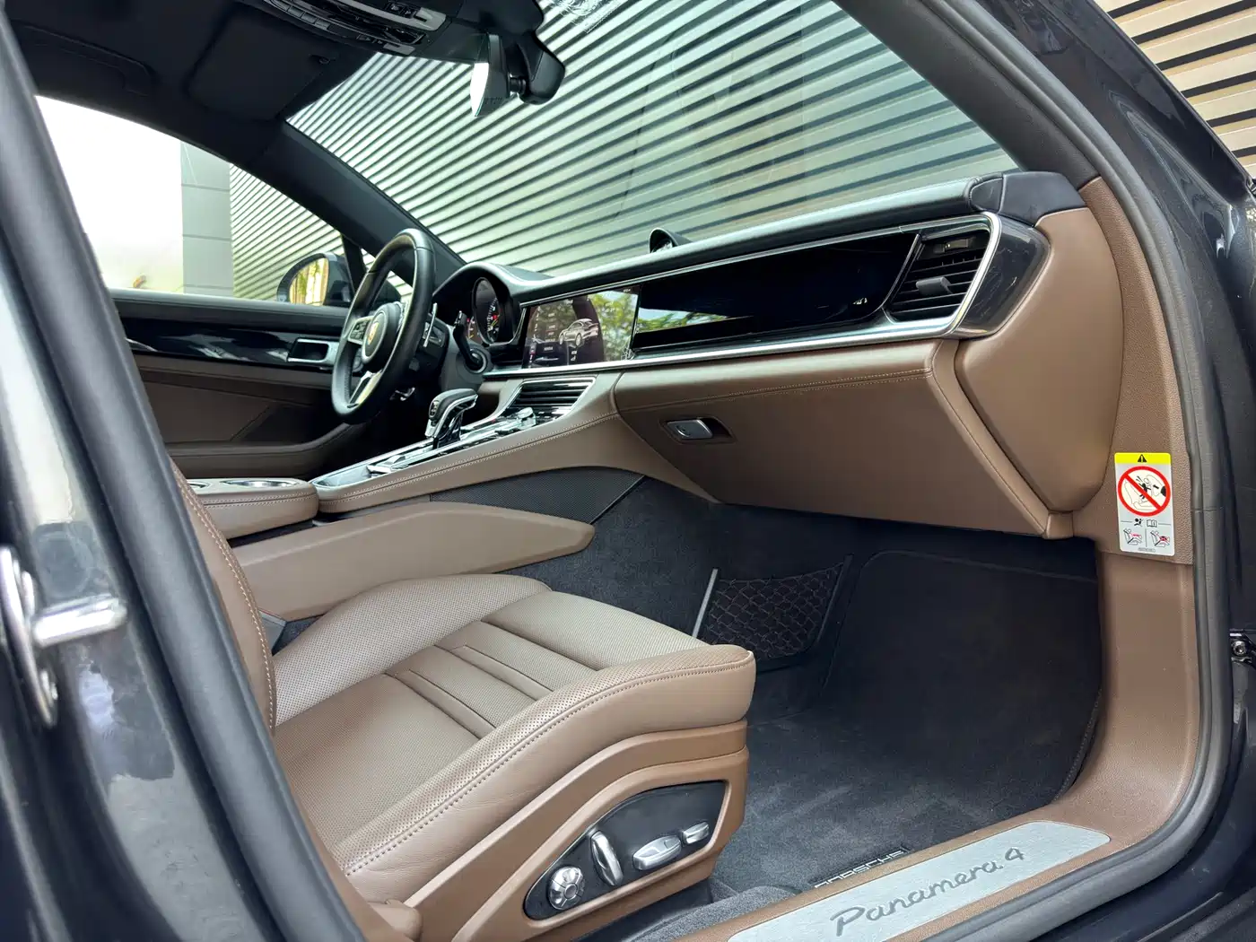 Porsche Panamera New Energy 2018 Panamera 4 E-Hybrid 2.9T фото 10