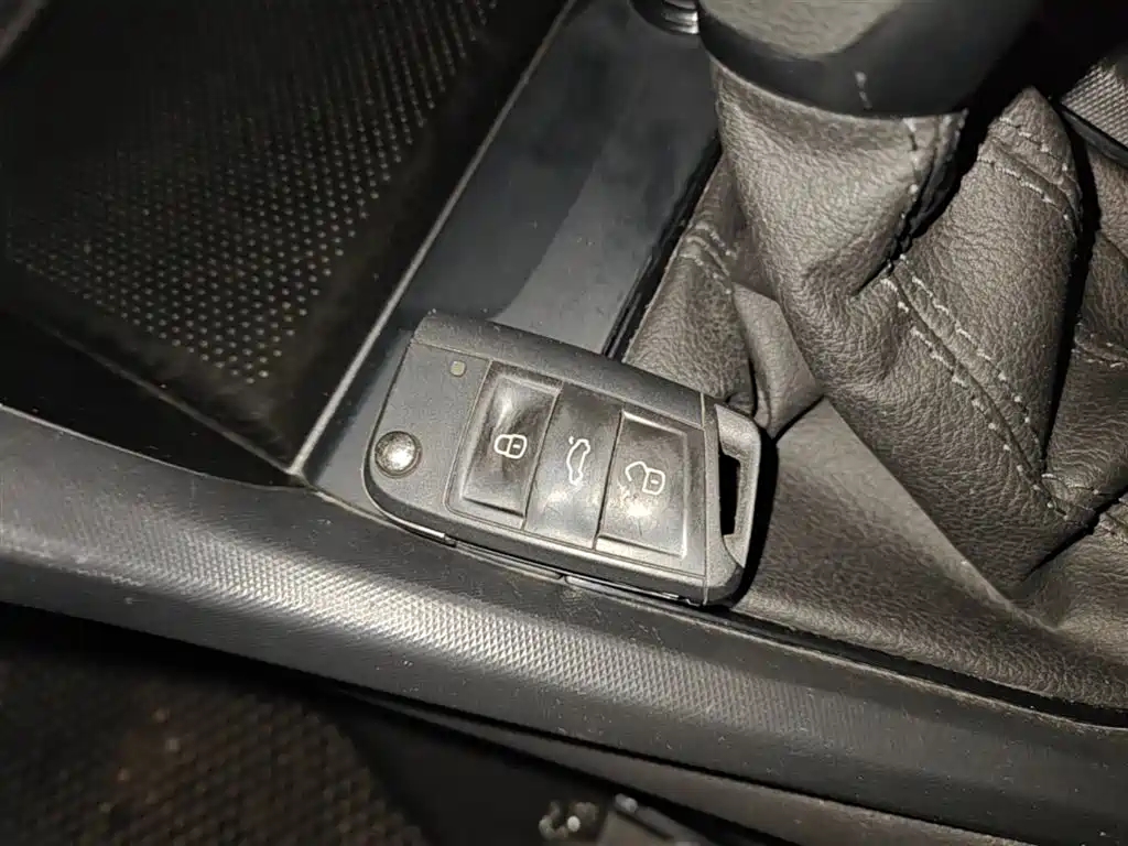 VOLKSWAGEN TU KAI