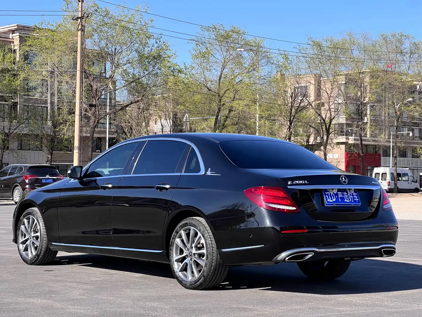 Mercedes-Benz E-Class 2018 E 200 L 4MATIC фото 6