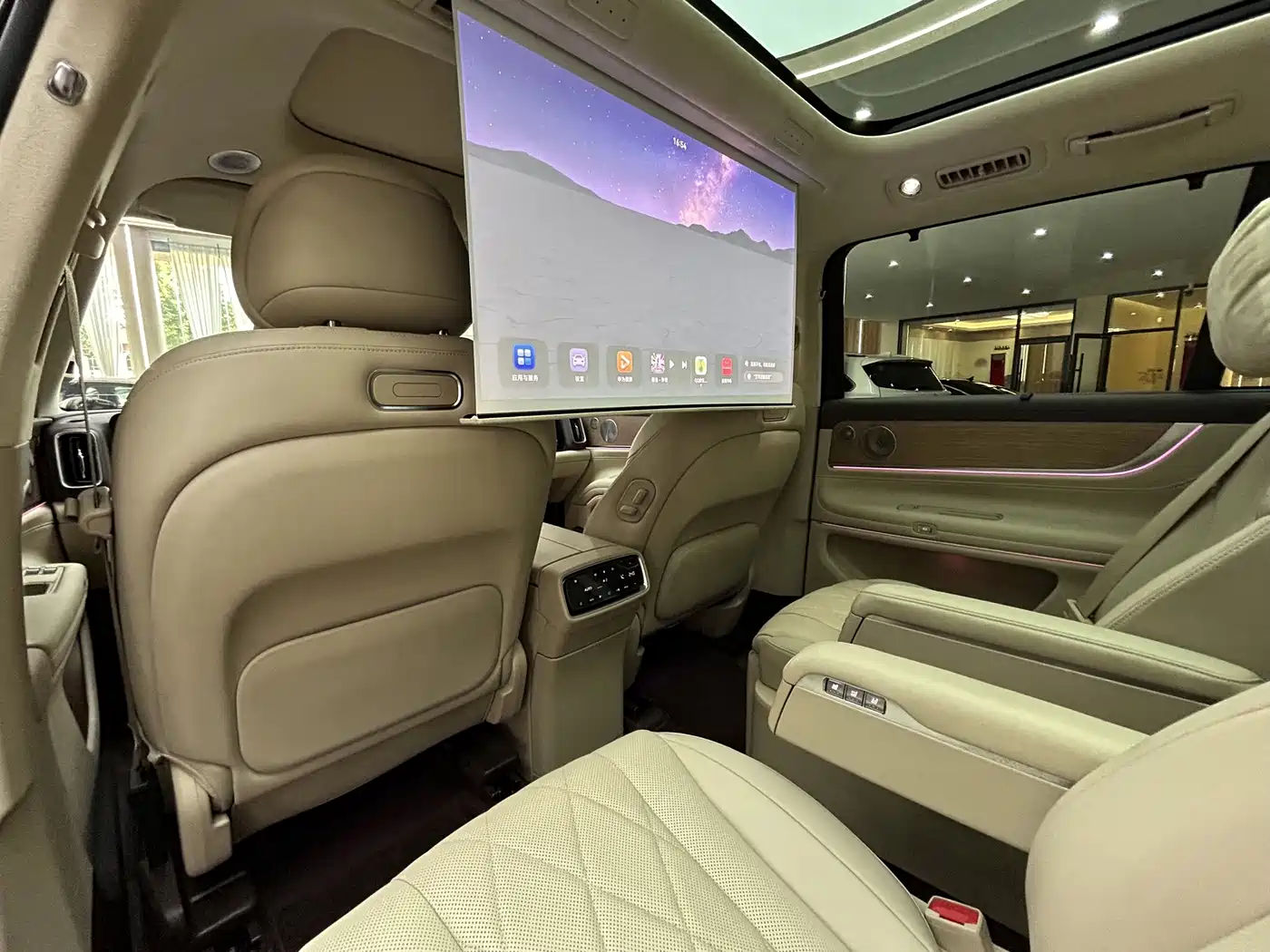 Aito M9 2024 2024 Extended Range Ultra 42kWh 6-Seater