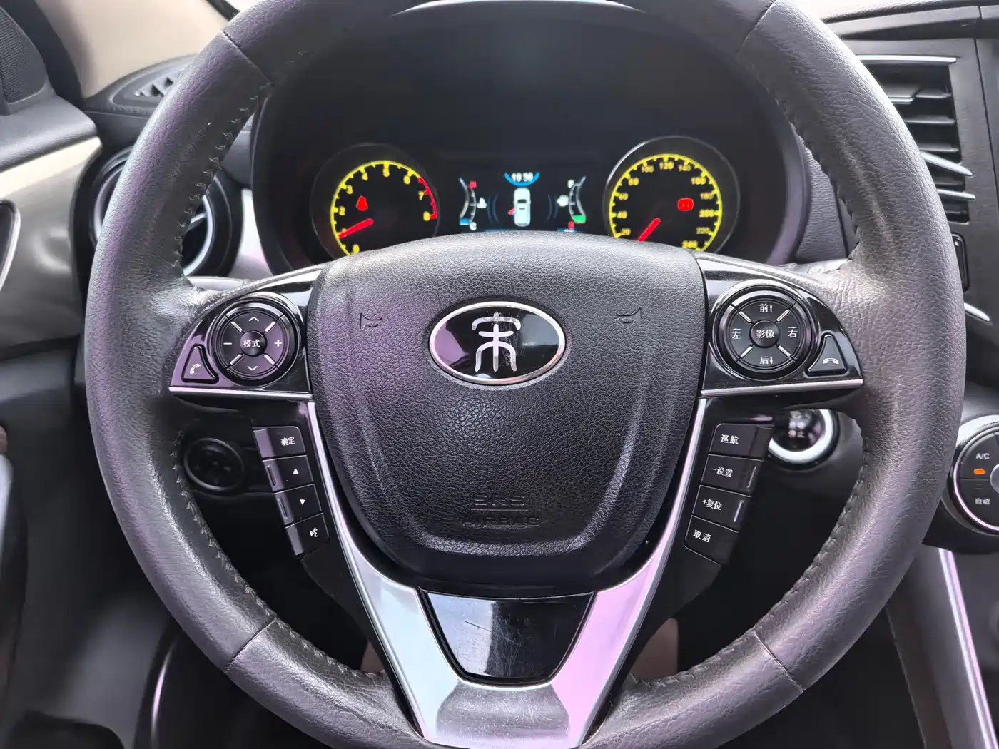 BYD Song 2016 Unrivaled Edition 1.5TI Manual Elite Edition фото 10