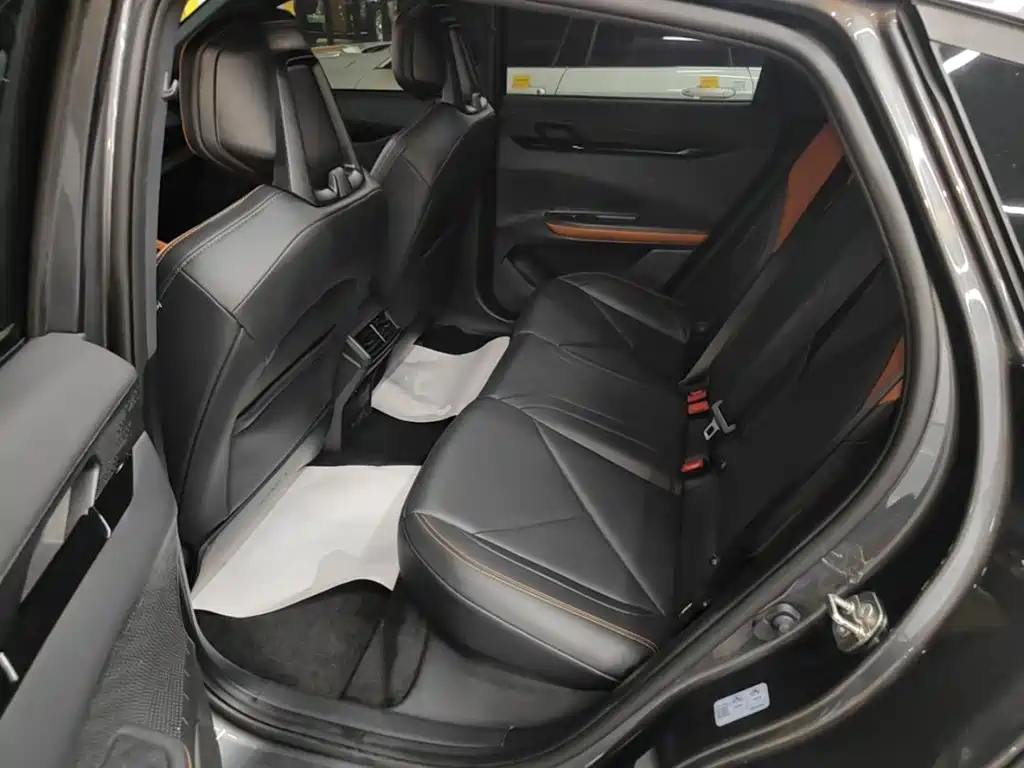 Changan UNI-V iDD 2023 2023 ZhiDian iDD 1.5T 113km Smart Fun Edition