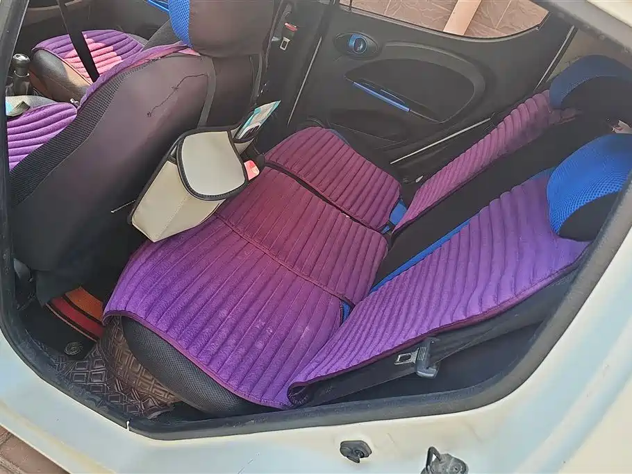 CHANGAN AUCHAN Benben mini-e