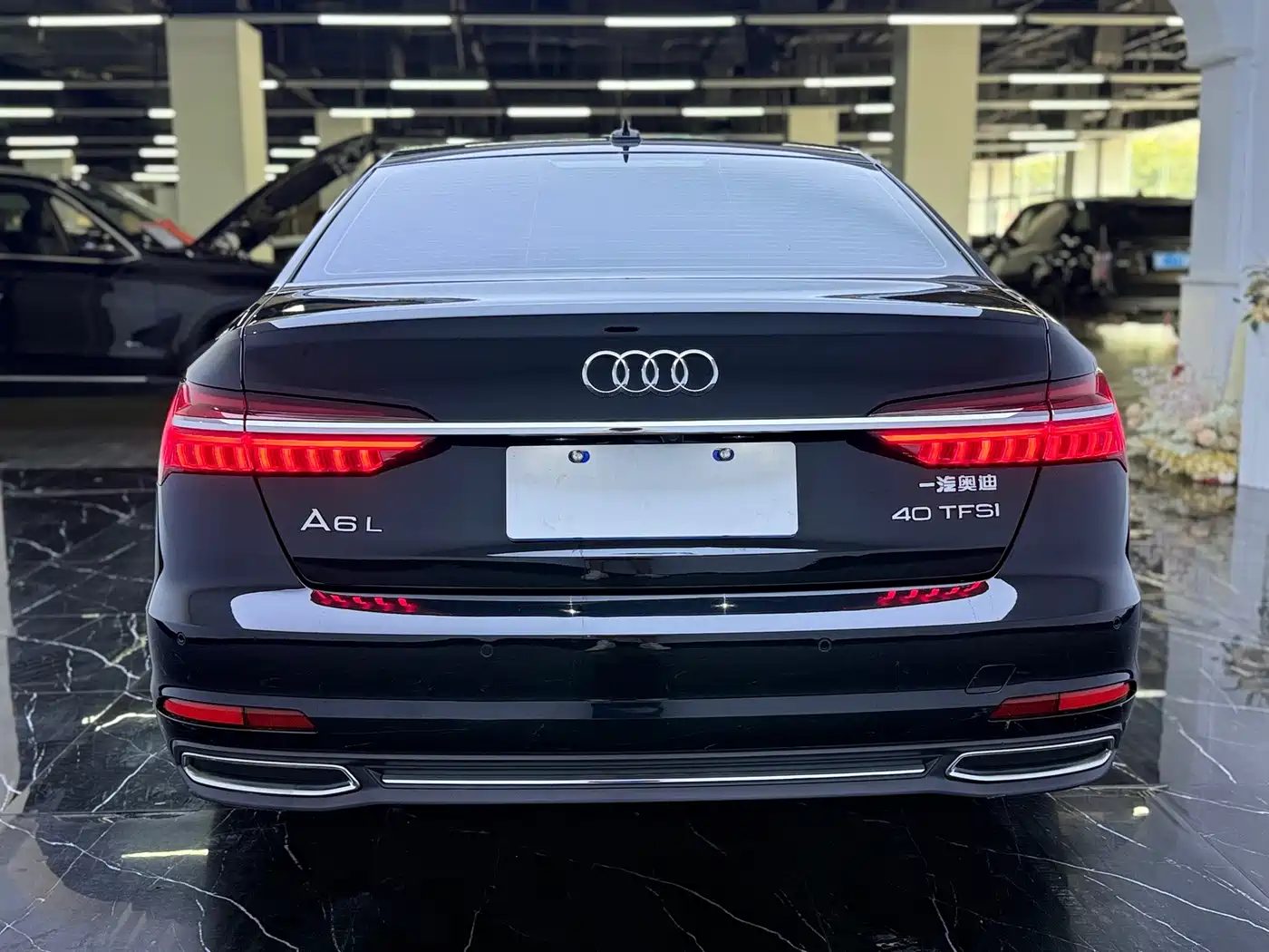Фото 20 - Audi A6L