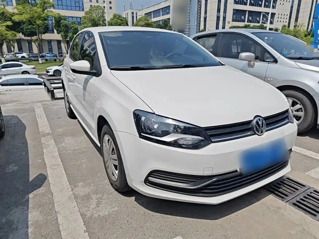 Volkswagen Polo 2018 1.5L Auto Safe Drive фото 4