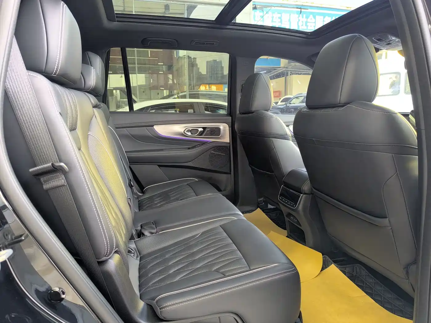 GAC Trumpchi Trumpchi GS8 2022 Pilot Series 2.0TGDI 2WD Luxury Smart Connect Edition (7-Seater) фото 7