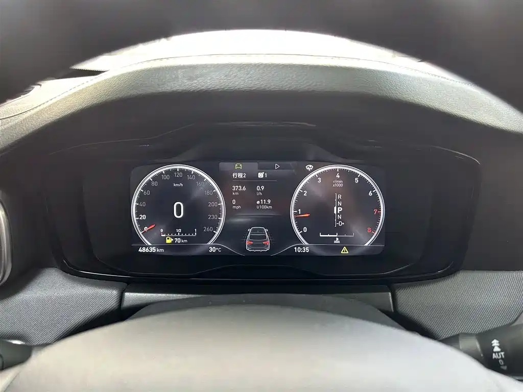 Lynk & Co 01 2018 2.0T 2WD Type+ Edition фото 16