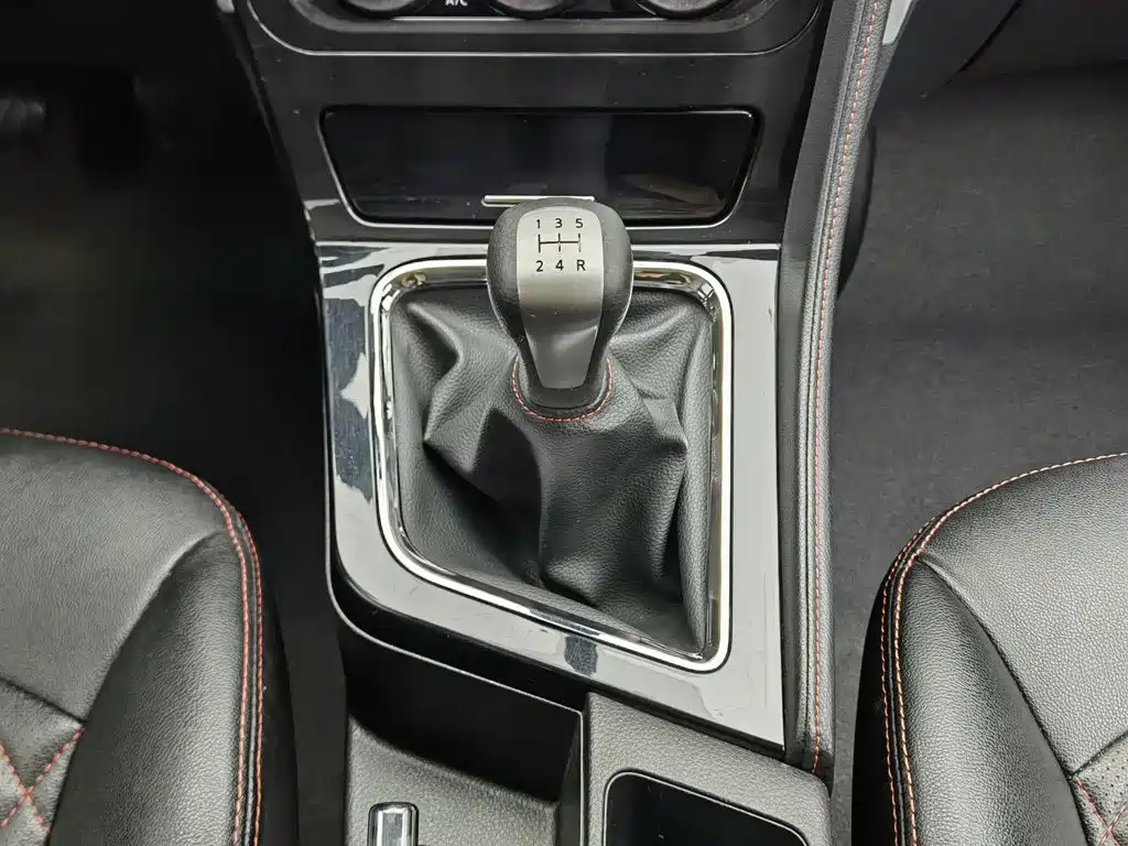 Venucia T70 2018 2018 1.6L Manual Smart Fun Edition