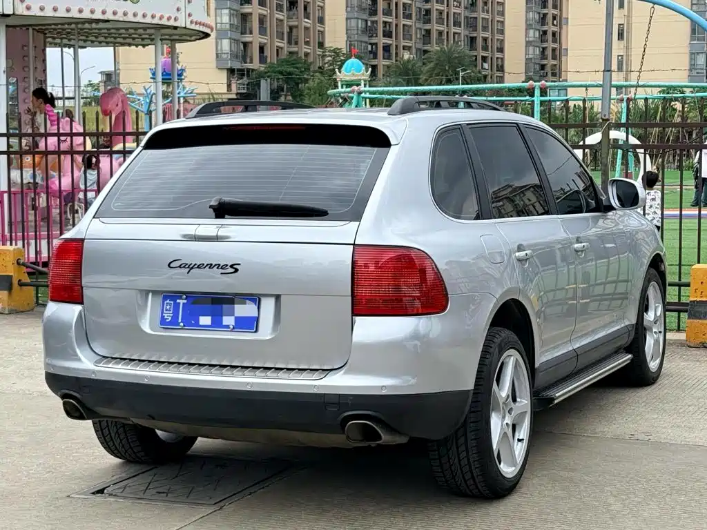 Porsche Cayenne 2006 2006 Cayenne S 4.5L AT