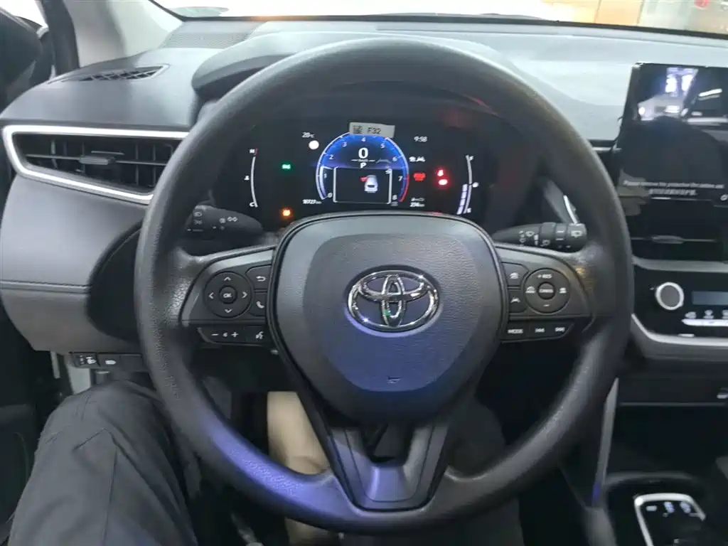 Toyota Corolla Cross 2023 2.0L Elite Edition фото 11