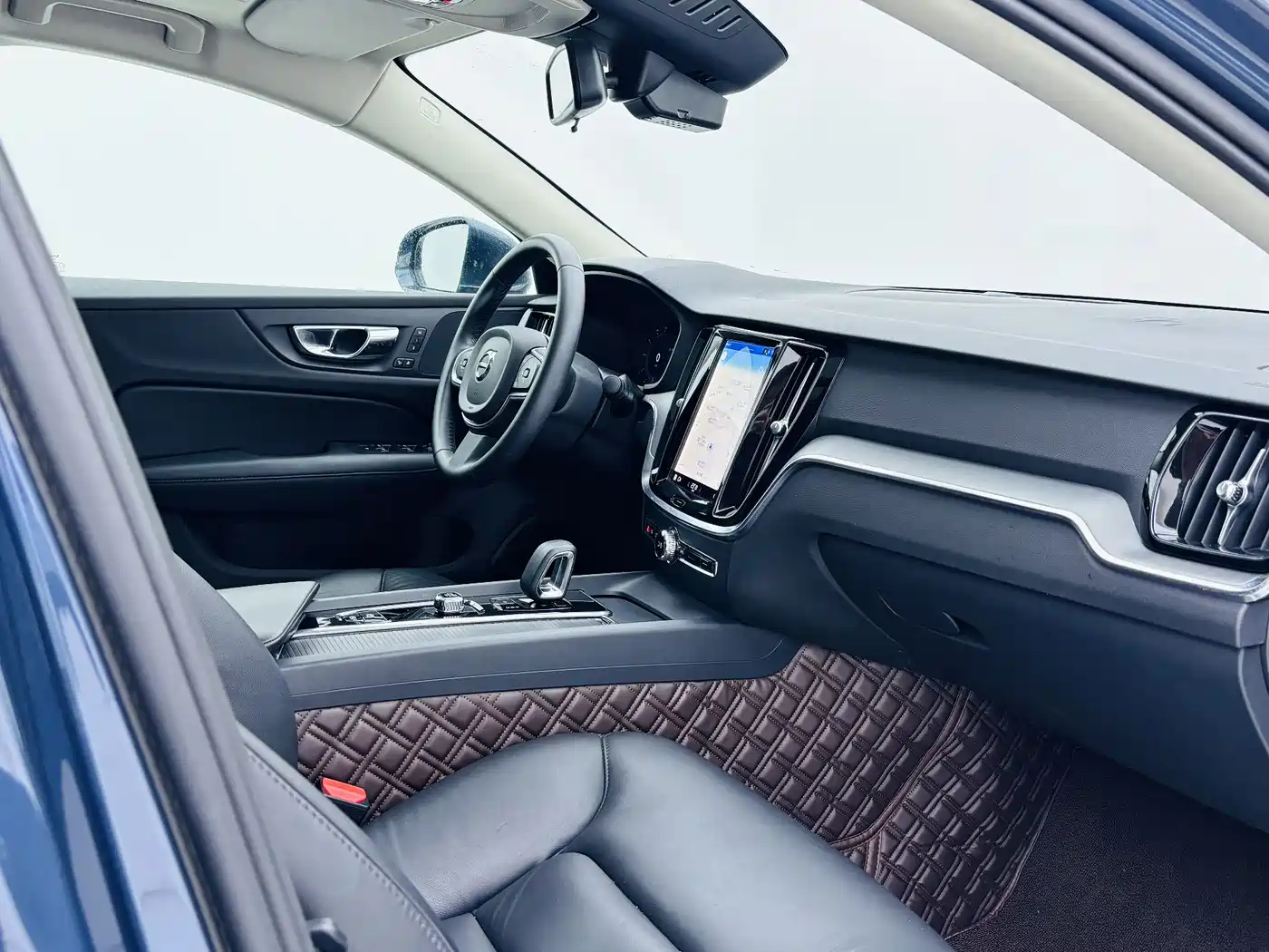 Фото 13 - Volvo S60