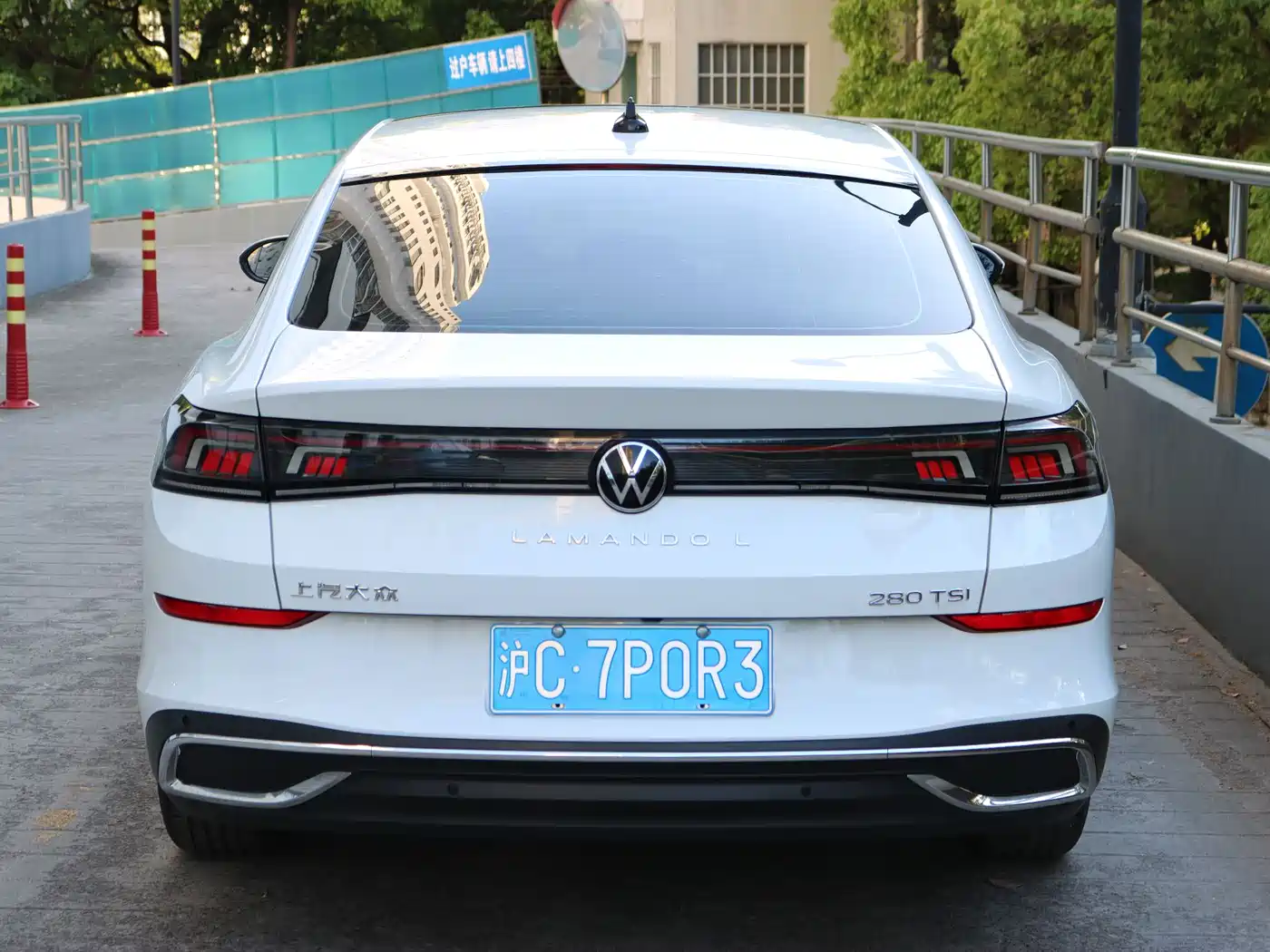 Volkswagen Lamando 2024 Lamando L 280TSI DSG Stylish Edition фото 4