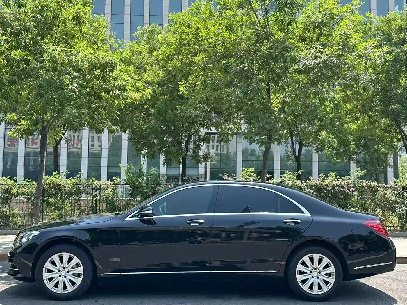 Mercedes-Benz S-Class 2016 S 320 L Business Edition фото 7