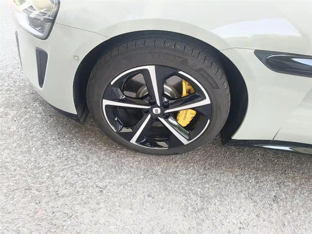 Xiaomi Auto Xiaomi SU7 2024 AWD Extended Range Advanced Smart Driving Max Edition фото 23