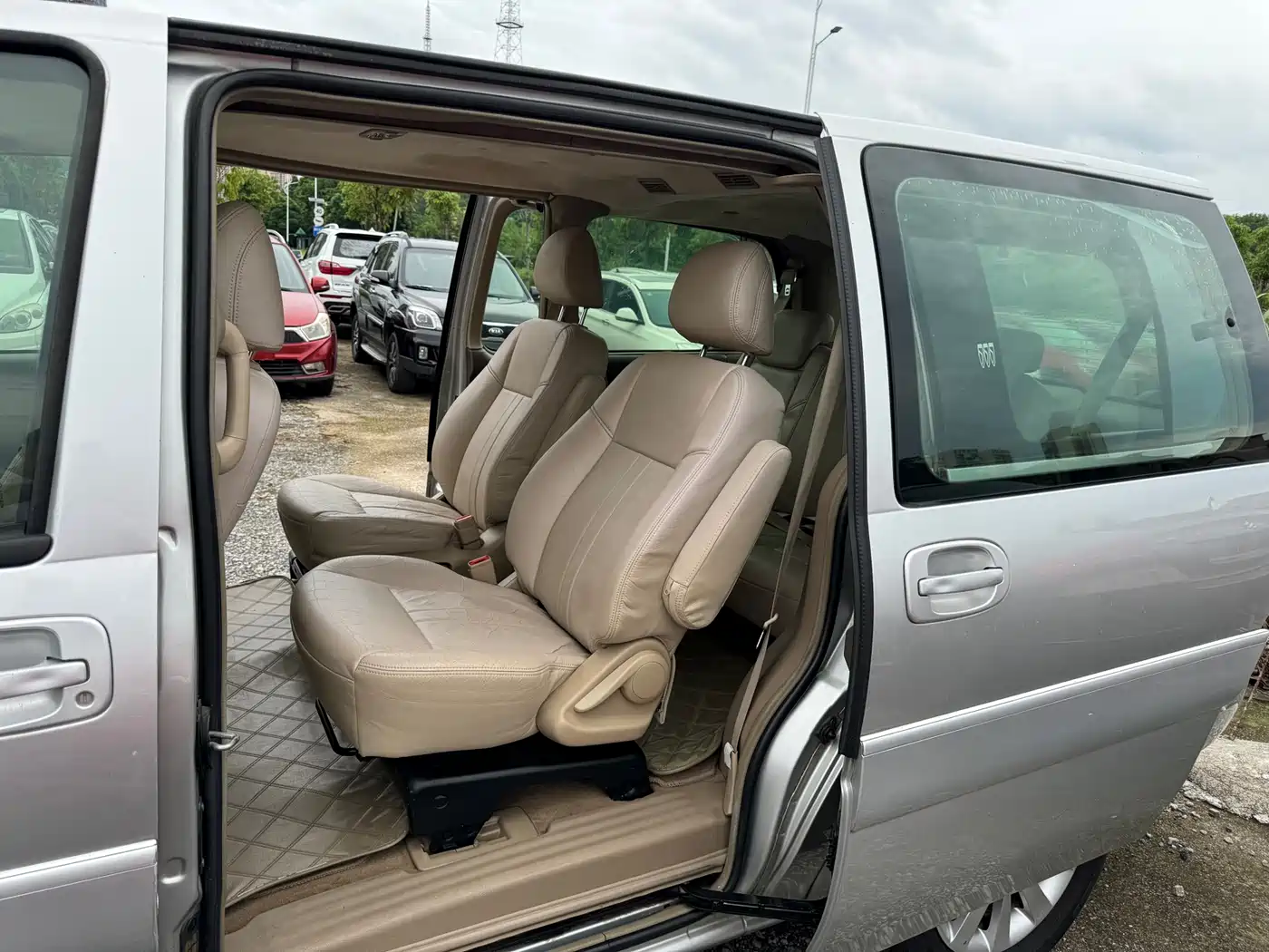 Фото 9 - Buick GL8