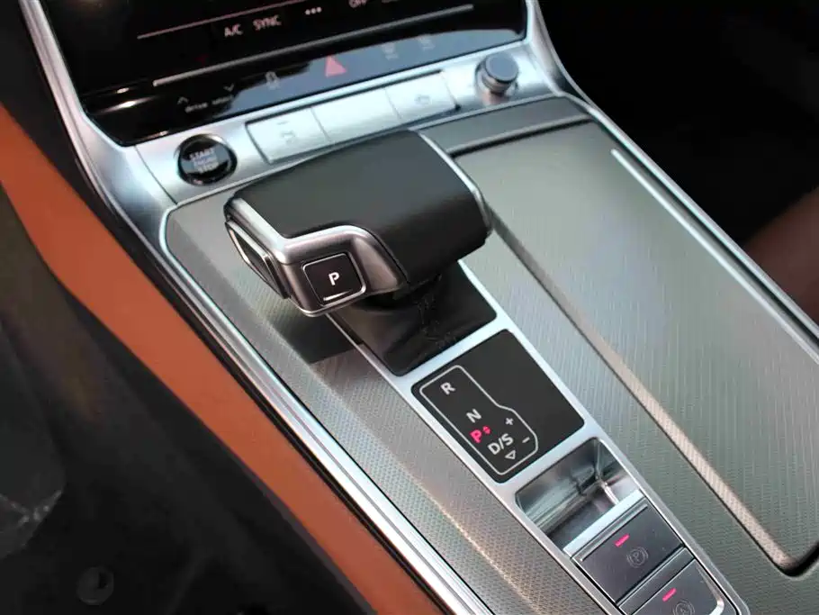 Audi A6L 2024 45 TFSI Premium Dynamic фото 13