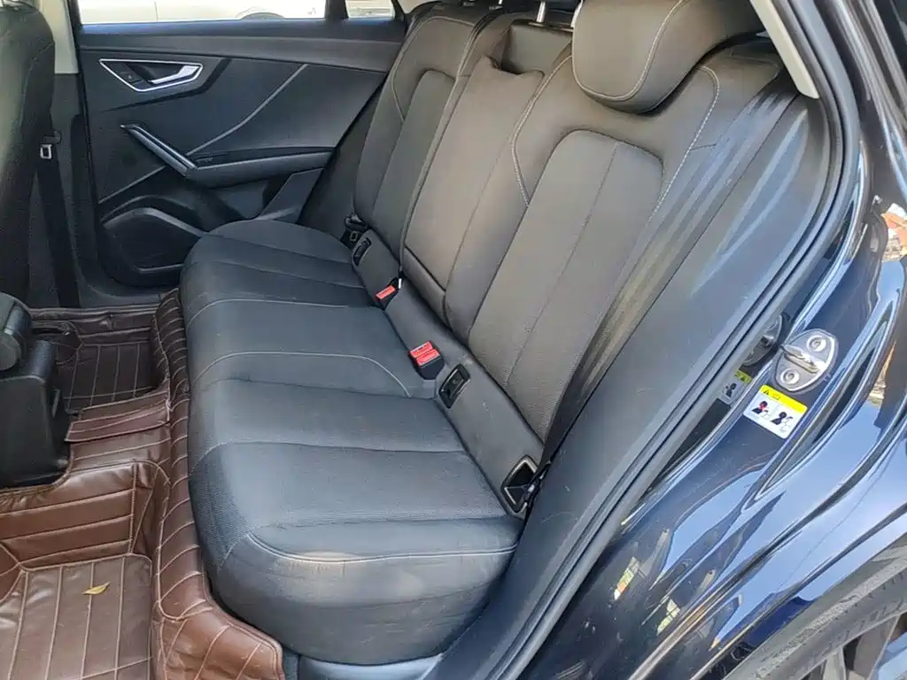 Фото 17 - Audi Q2L
