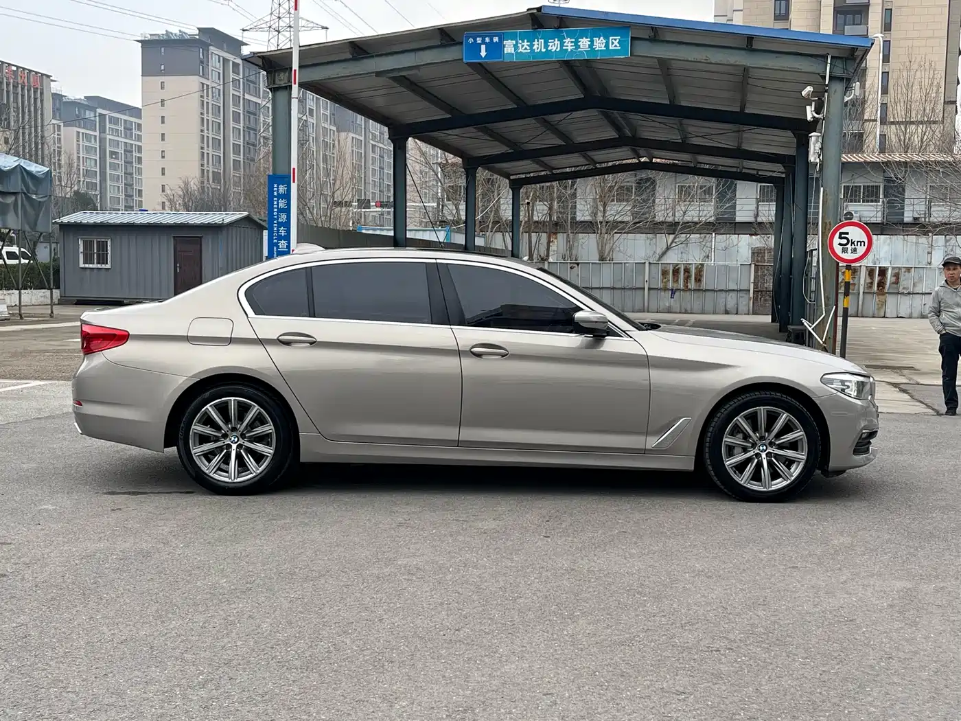 BMW 5 Series 2018 528Li Launch Special Edition фото 7
