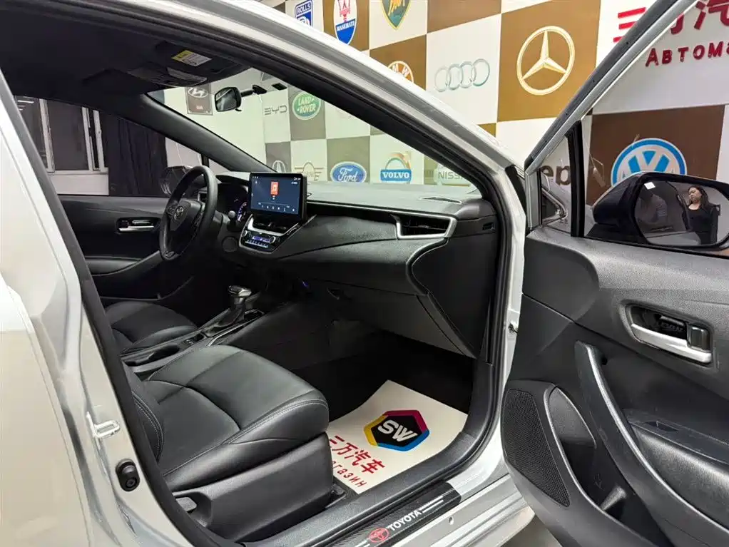 Toyota Levin 2022 TNGA 1.5L CVT Leading Edition фото 9