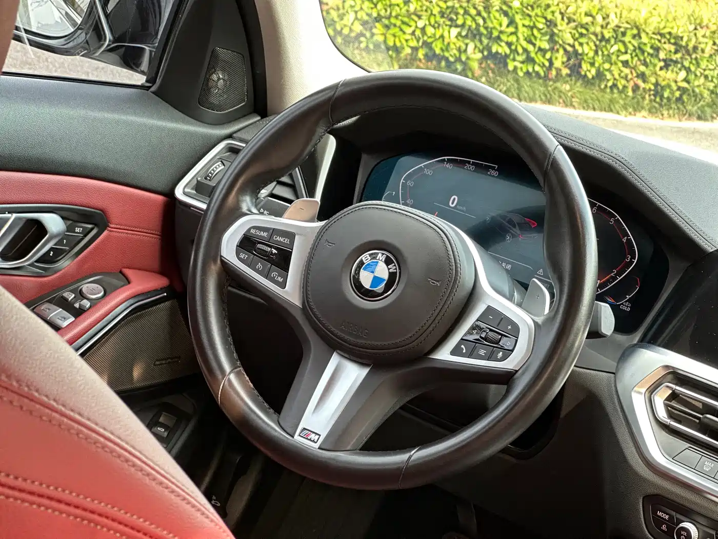 BMW 3 Series 2022 325Li M Sport Shadow Edition фото 14