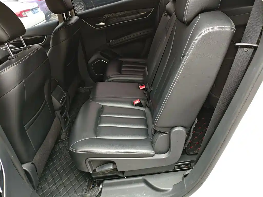 BYD Song MAX 2017 1.5T Auto Smart Connect Premium 7-seater фото 14