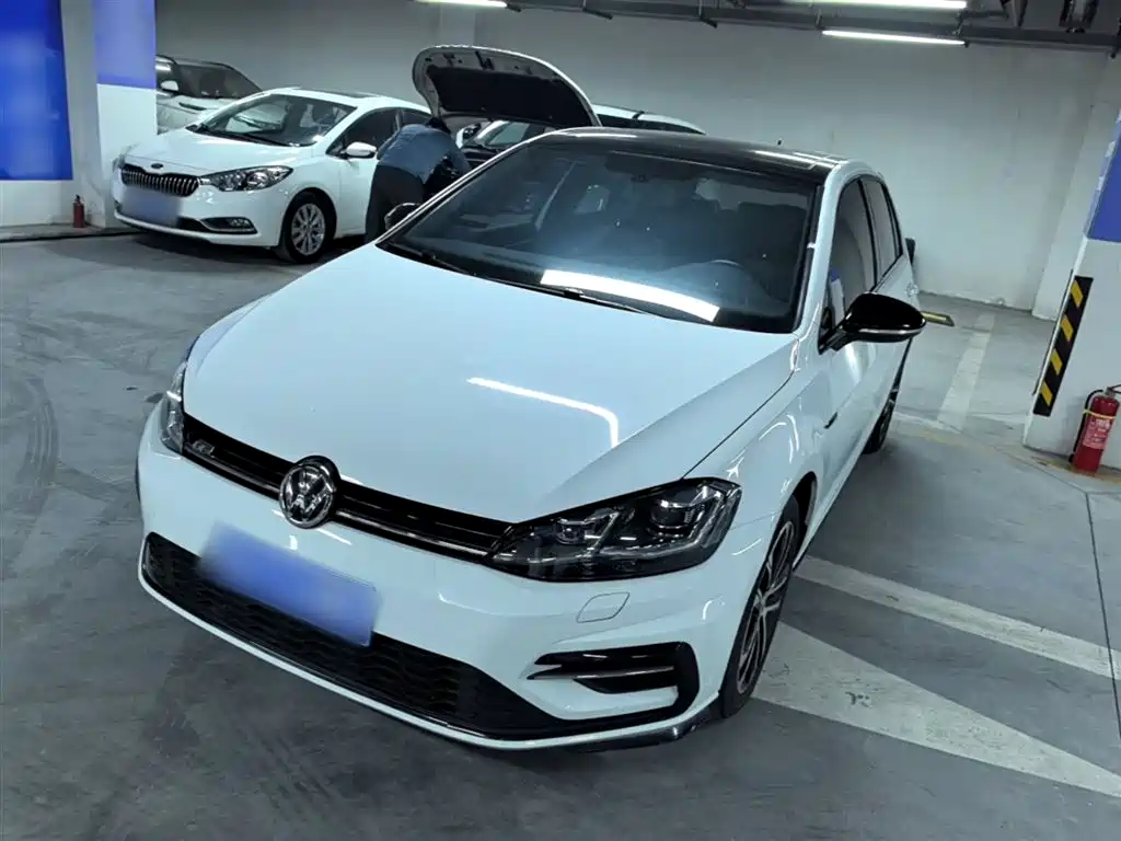 Volkswagen Golf 2019 280TSI DSG R-Line (China V) фото 2