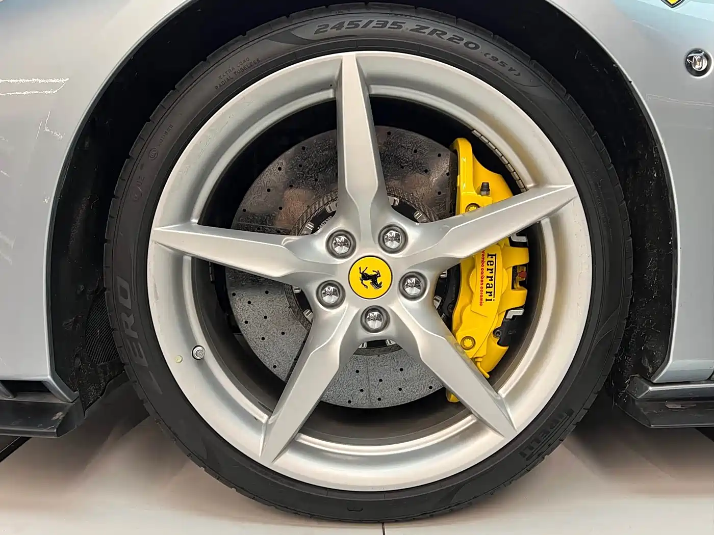 Ferrari F8 2023 2019 Tributo 3.9T V8