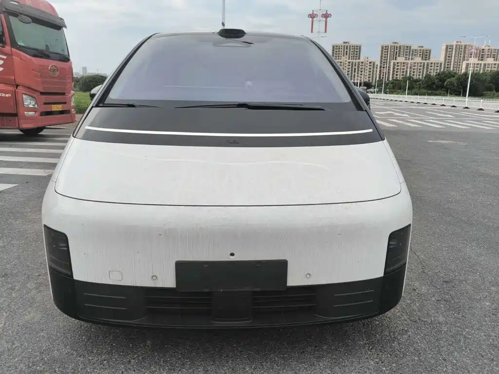 Li Auto MEGA 2026 2025 Model Home Family Special Edition