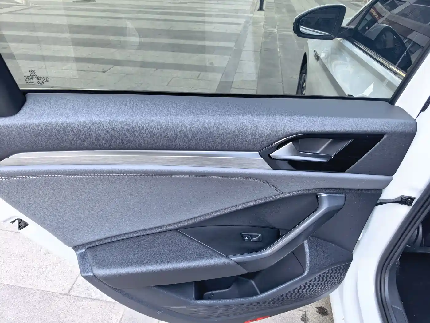 Volkswagen Sagitar 2022 280TSI DSG Surpassing Edition фото 10