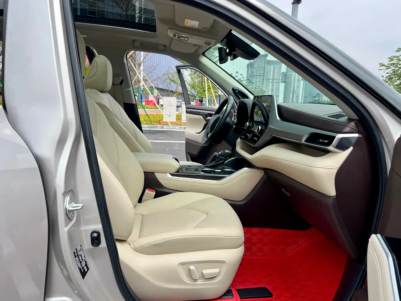 Toyota Highlander 2022 Dual Engine 2.5L 4WD Supreme Edition 7-Seater фото 13