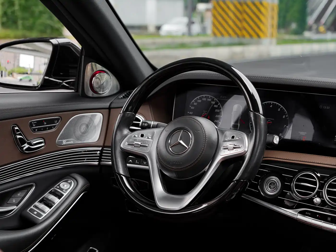 Mercedes-Benz Maybach S-Class 2018 S 560 4MATIC фото 44