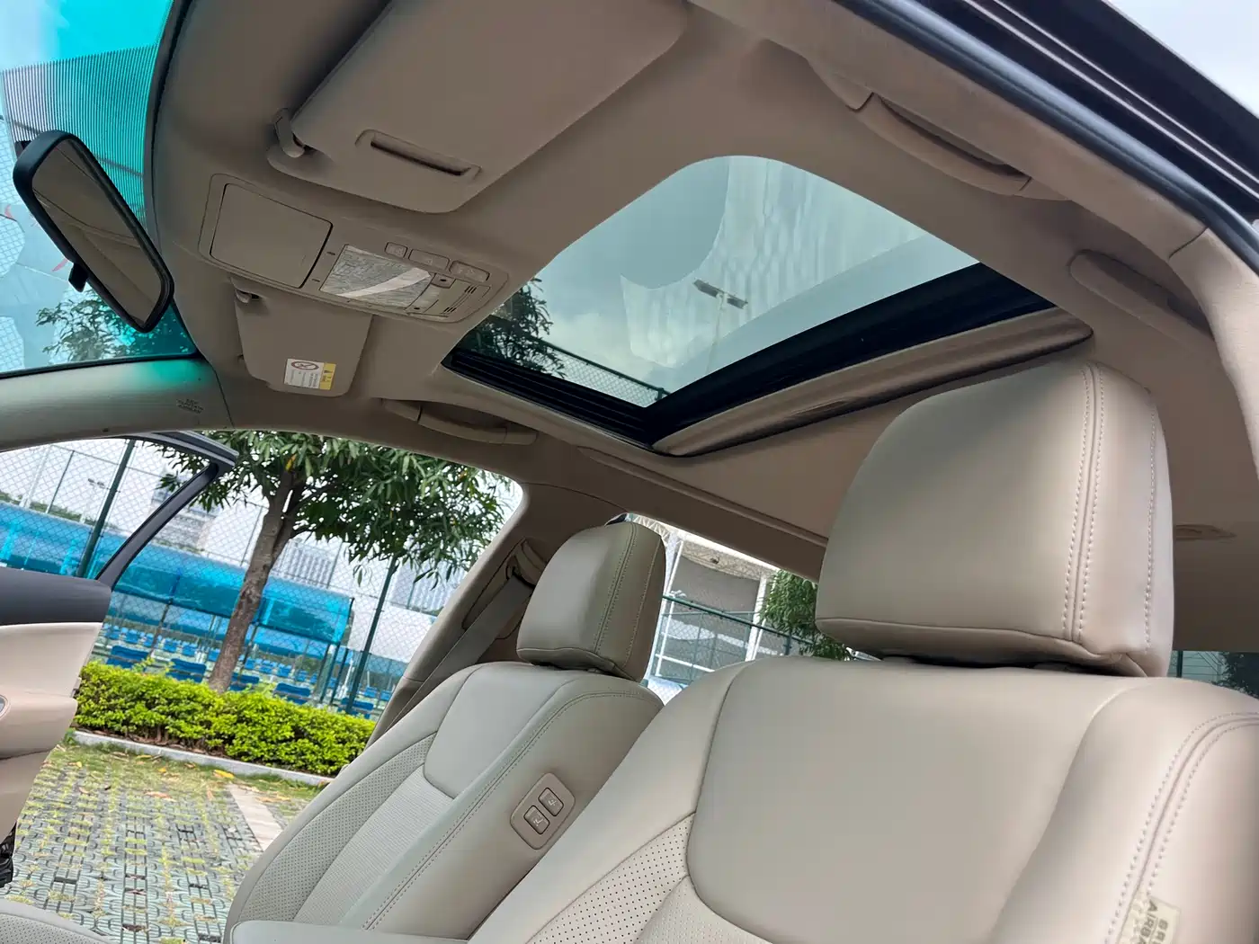 Toyota Crown 2012 2.5L Royal Leather Edition фото 18