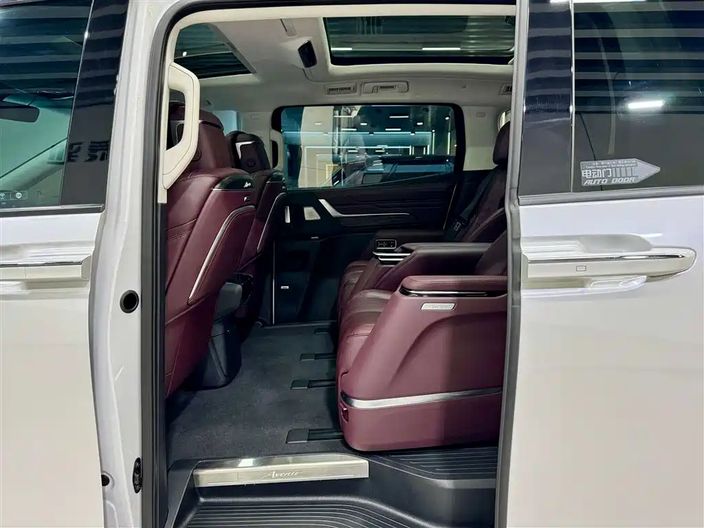 Buick Century 2023 2.0T 6-Seat World Edition фото 21