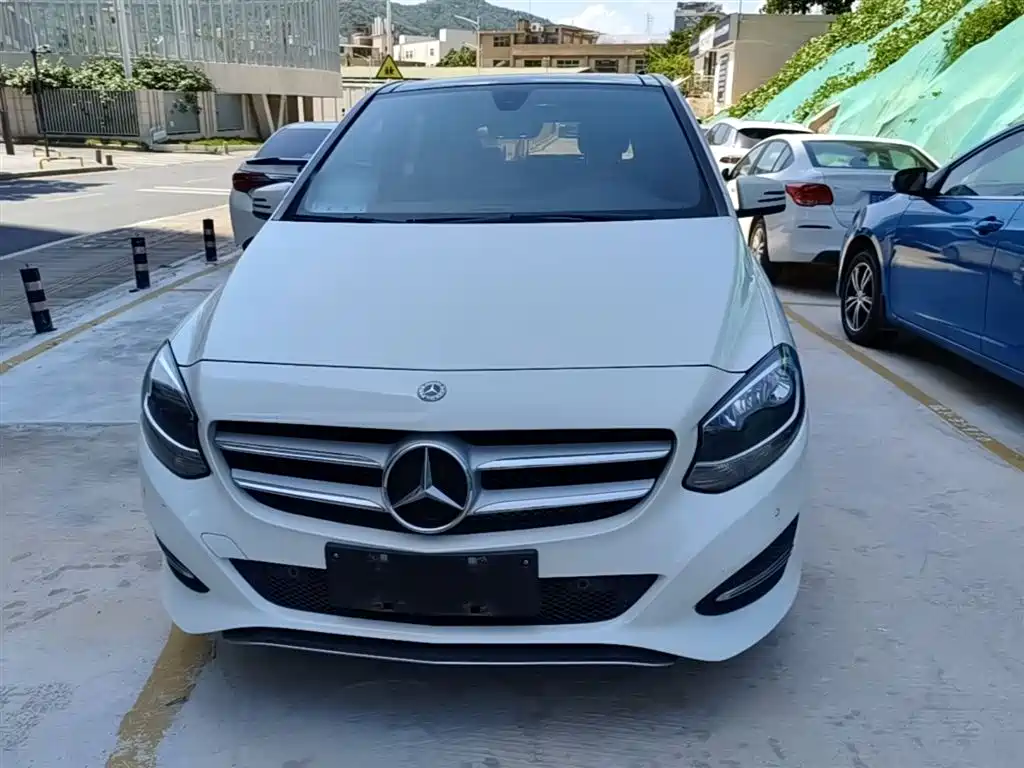 Mercedes-Benz B-Class 2019 B 200 Dynamic фото 3