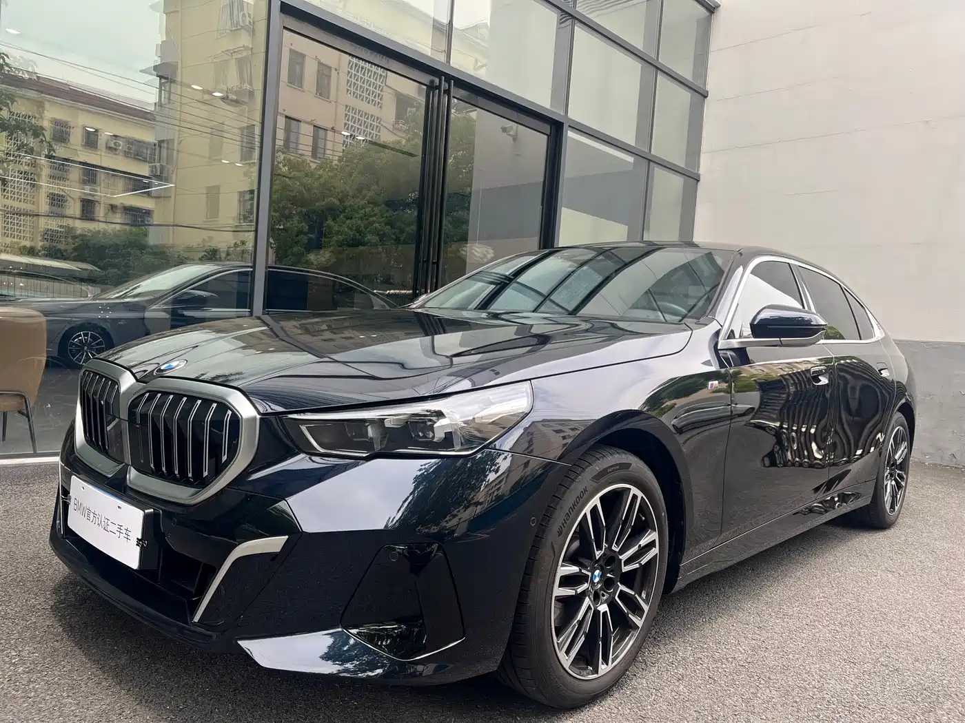 BMW 5 Series 2025 525Li M Sport Package