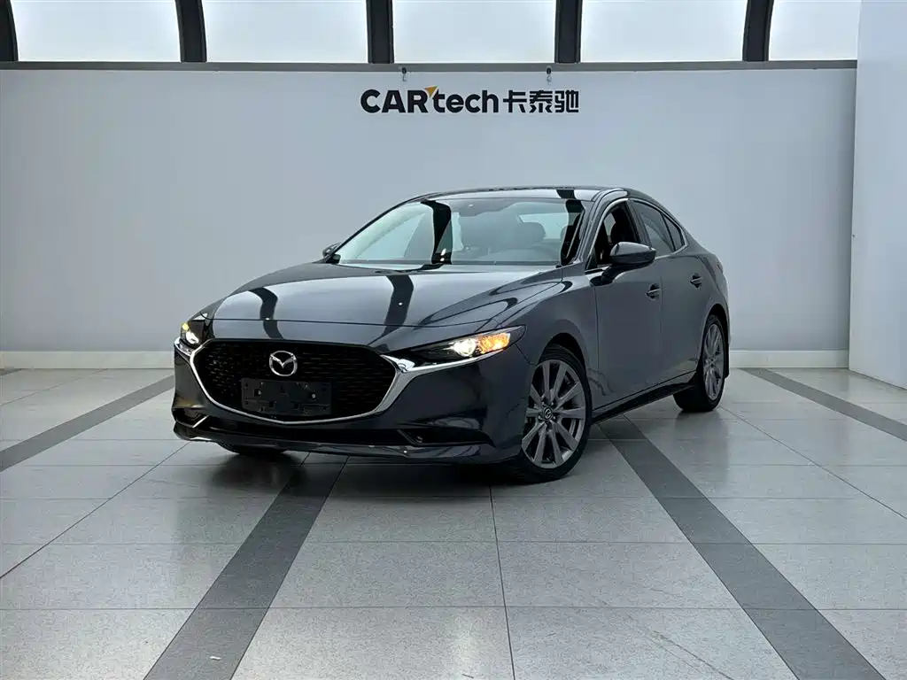 Mazda 3 Axela 2021 2.0L Automatic Quality Shine