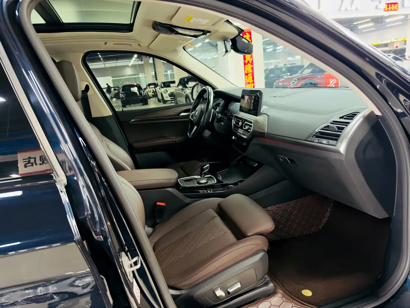 BMW X3 2022 xDrive30i Leading M Night Package фото 15