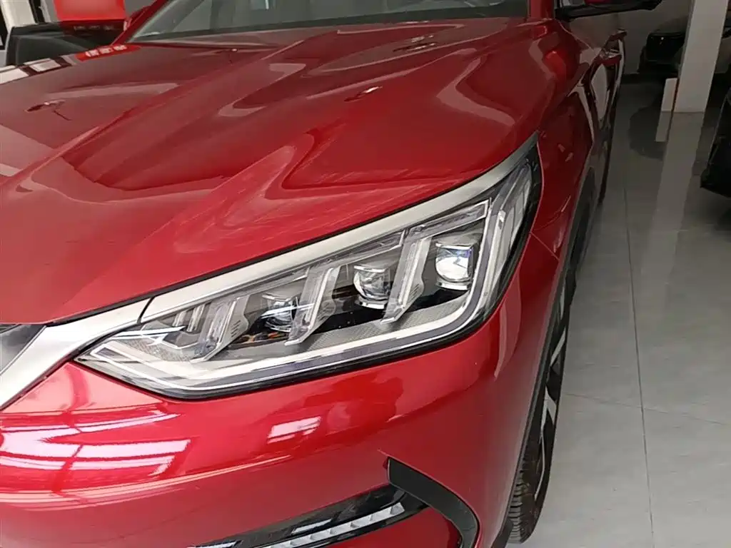BYD Song PLUS PHEV 2021 EV Premium Model фото 24