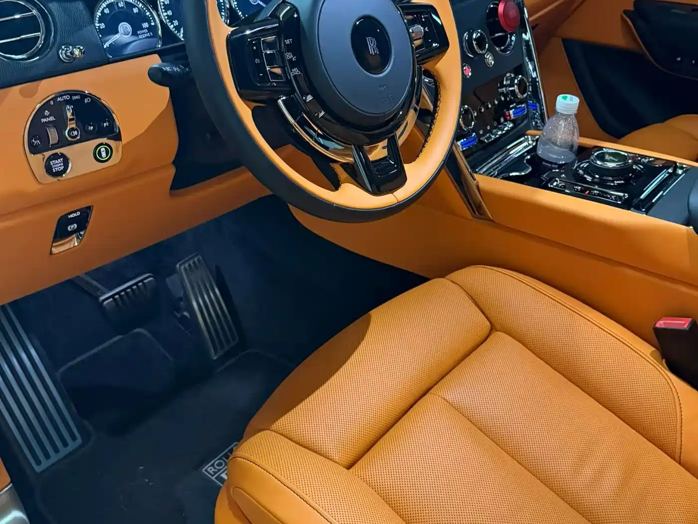 Rolls-Royce Cullinan 2023 2024 4-Seater