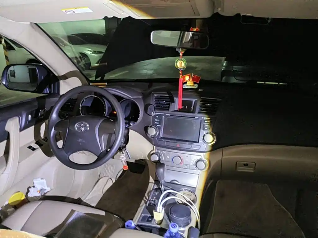 Toyota Highlander 2010 2009 2.7L 2WD 5-seater Elite Edition