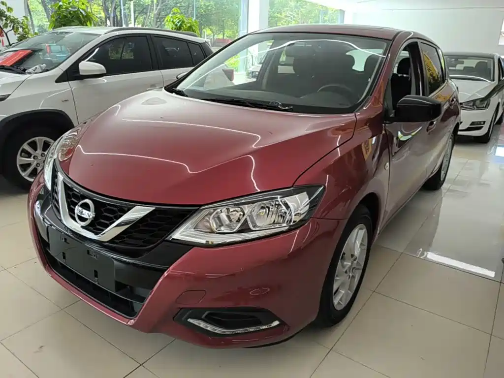 Nissan Tiida 2022 2021 1.6L CVT Cool Edition