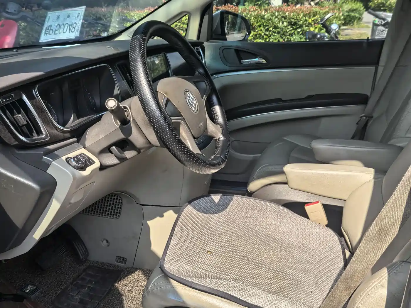 Buick GL8 2011 2.4L CT Luxury Business Comfort Edition фото 7