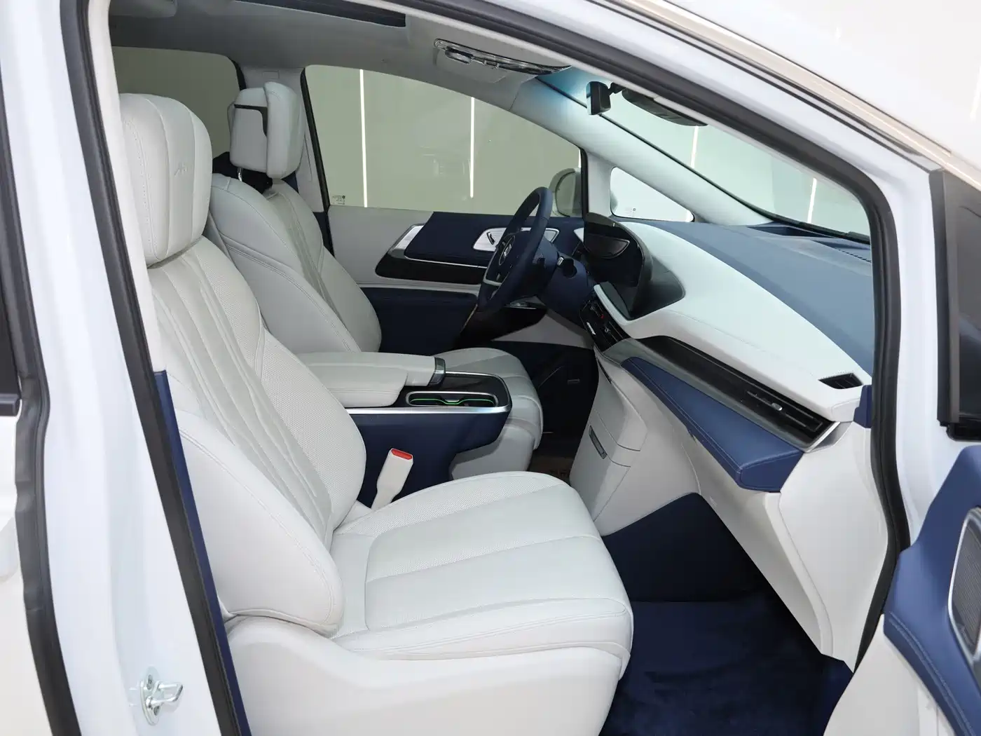 Buick Century 2025 2025 2.0T 6-Seater World Edition