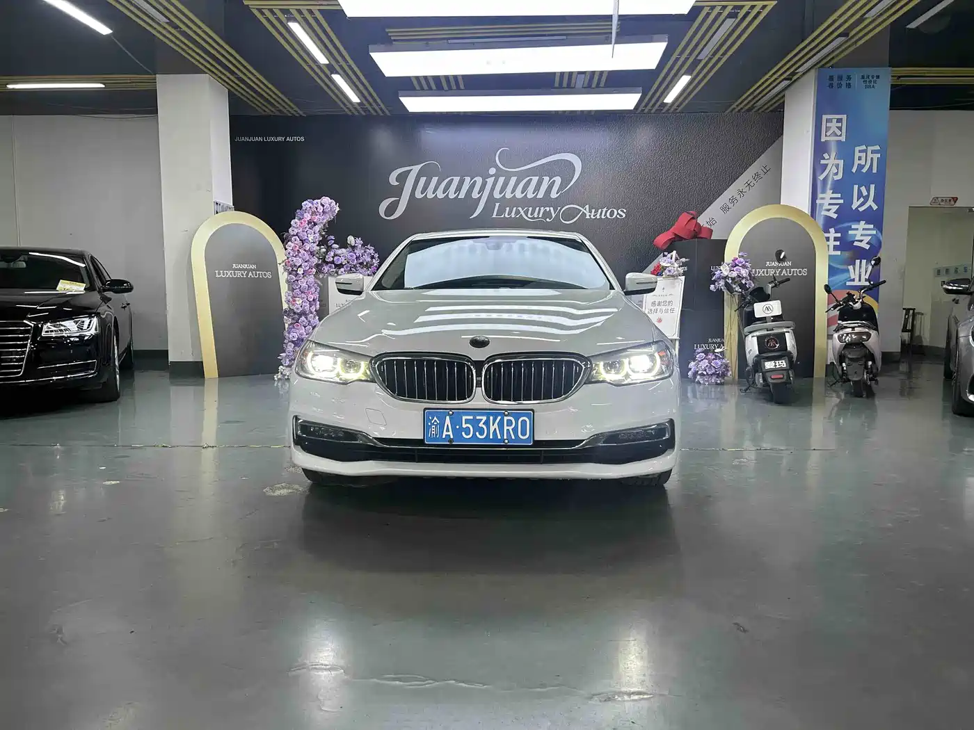 BMW 5 Series 2019 530Li xDrive Luxury Package фото 3