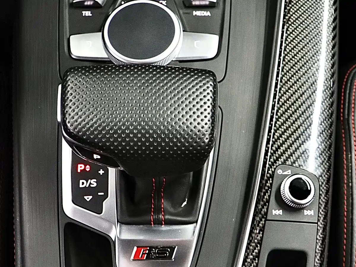 Audi RS 4 2019 RS 4 2.9T Avant фото 21